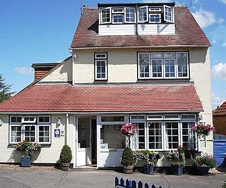 Penryn Guest House, Ensuite Rooms, Free Parking And Free Wifi Stratford-upon-Avon Ngoại thất bức ảnh