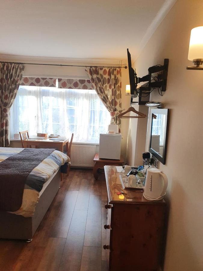 Penryn Guest House, Ensuite Rooms, Free Parking And Free Wifi Stratford-upon-Avon Ngoại thất bức ảnh