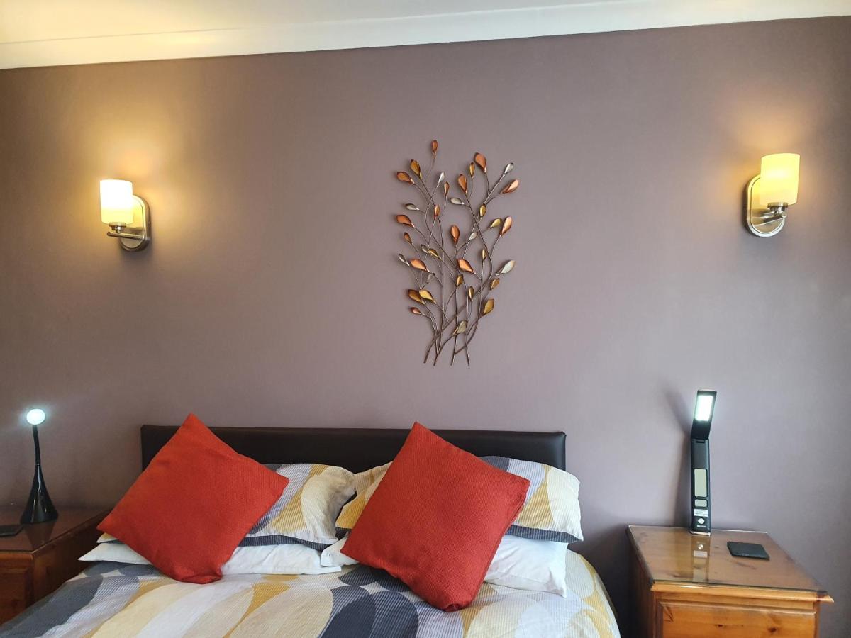 Penryn Guest House, Ensuite Rooms, Free Parking And Free Wifi Stratford-upon-Avon Ngoại thất bức ảnh