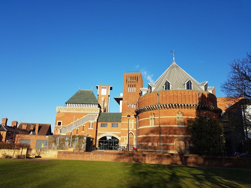 Penryn Guest House, Ensuite Rooms, Free Parking And Free Wifi Stratford-upon-Avon Ngoại thất bức ảnh