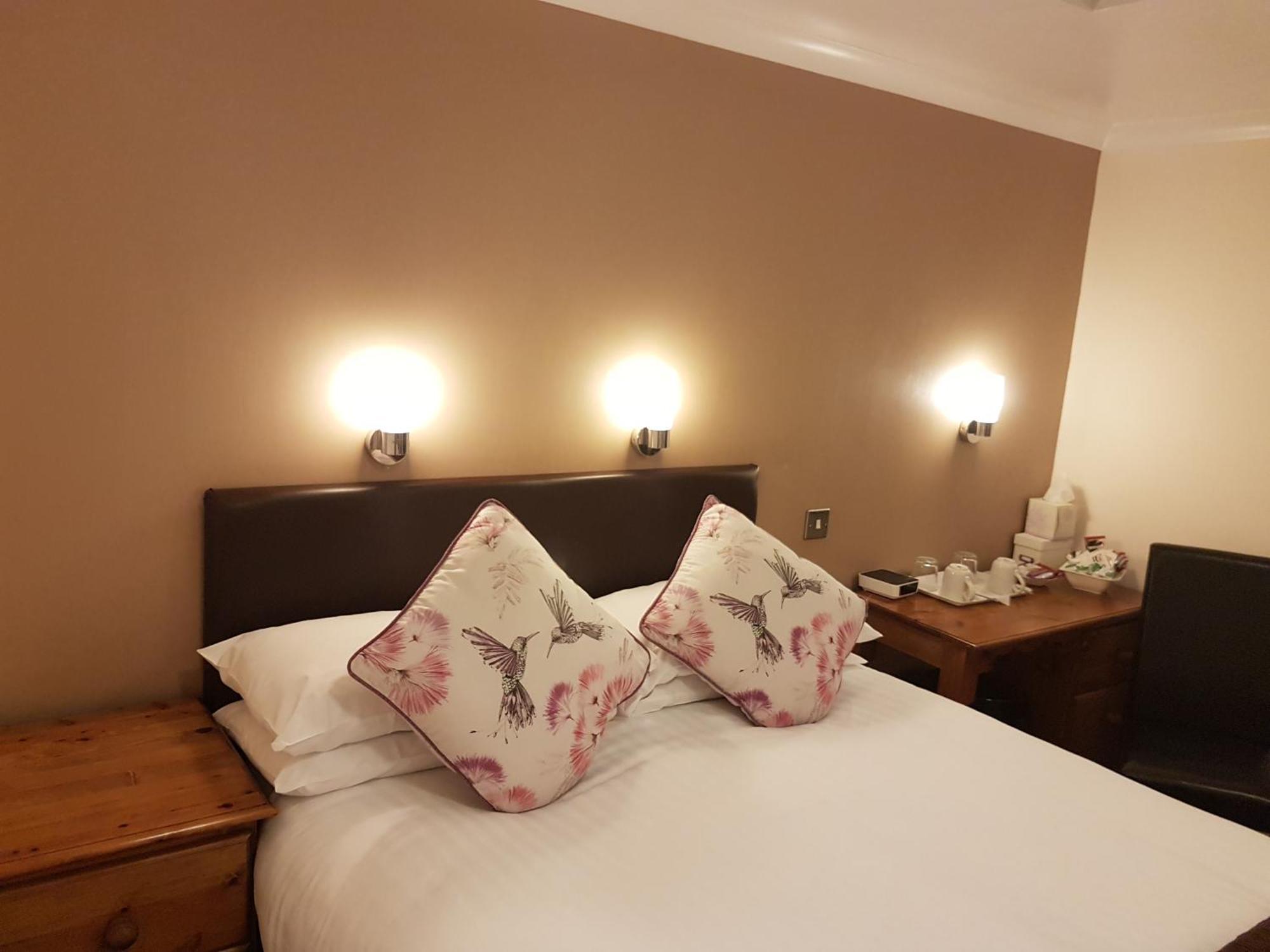 Penryn Guest House, Ensuite Rooms, Free Parking And Free Wifi Stratford-upon-Avon Ngoại thất bức ảnh