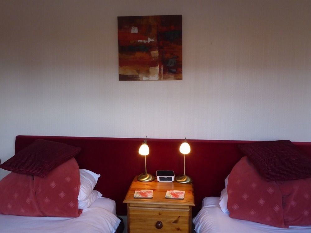 Penryn Guest House, Ensuite Rooms, Free Parking And Free Wifi Stratford-upon-Avon Ngoại thất bức ảnh
