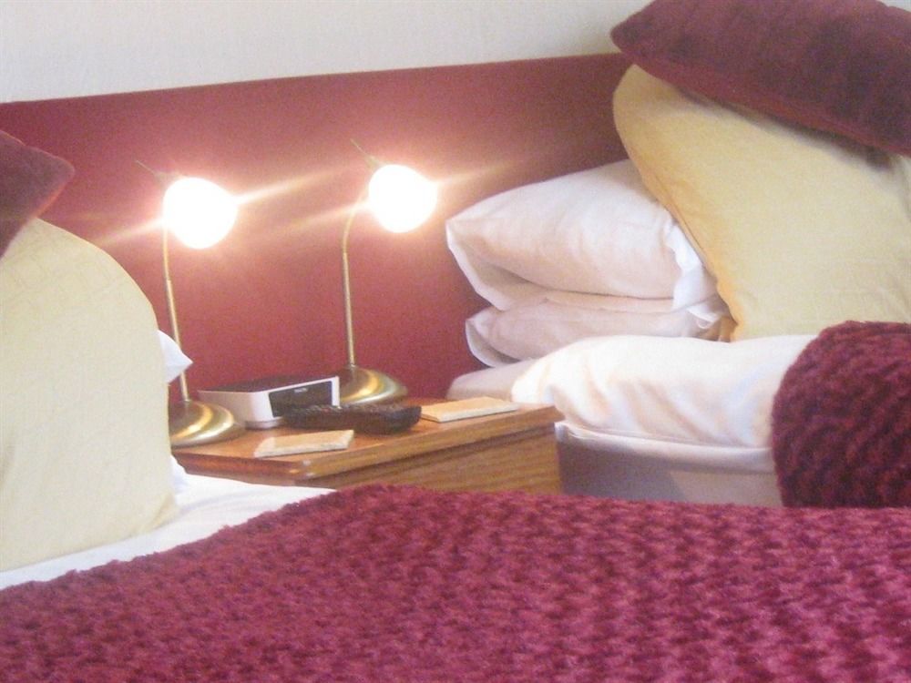 Penryn Guest House, Ensuite Rooms, Free Parking And Free Wifi Stratford-upon-Avon Ngoại thất bức ảnh