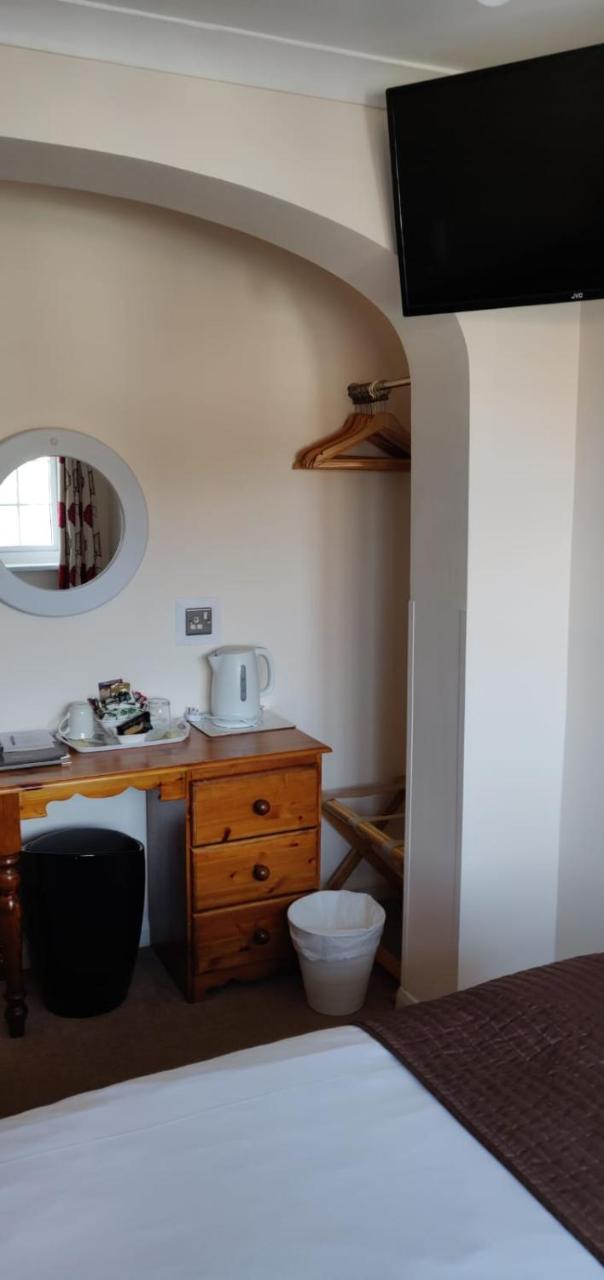 Penryn Guest House, Ensuite Rooms, Free Parking And Free Wifi Stratford-upon-Avon Ngoại thất bức ảnh