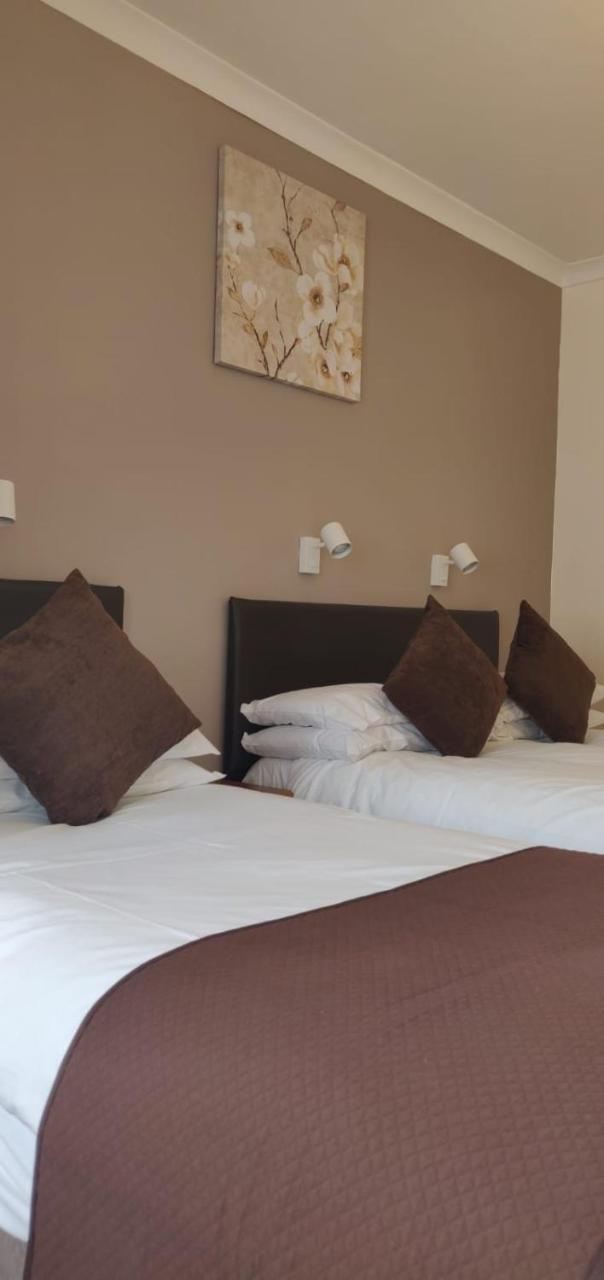 Penryn Guest House, Ensuite Rooms, Free Parking And Free Wifi Stratford-upon-Avon Ngoại thất bức ảnh