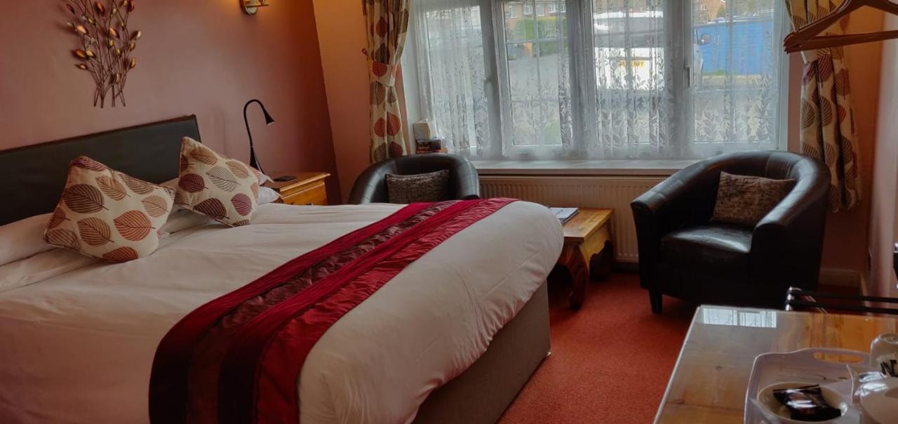 Penryn Guest House, Ensuite Rooms, Free Parking And Free Wifi Stratford-upon-Avon Ngoại thất bức ảnh