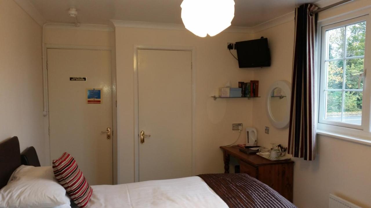 Penryn Guest House, Ensuite Rooms, Free Parking And Free Wifi Stratford-upon-Avon Phòng bức ảnh